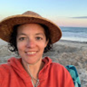 Meet your Posher, Kendra